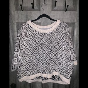 🌻 ULTRA-RARE VICTORIA’S SECRET SWEATER 🌻